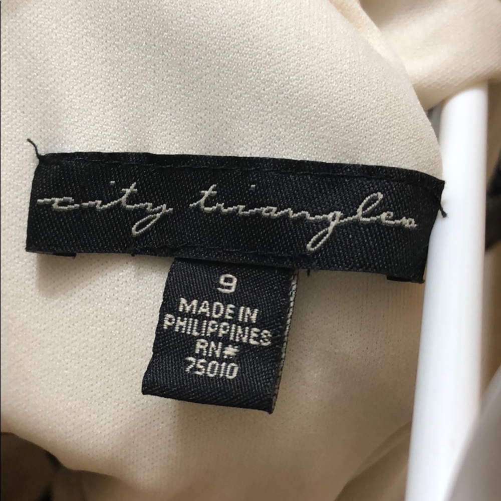 Nice - Picture 4 of 4